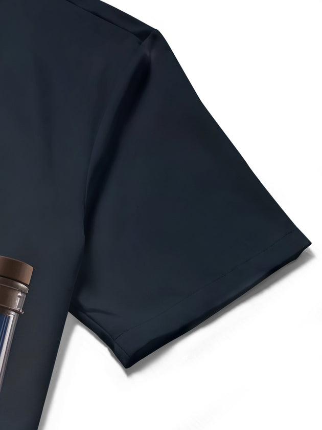 men's printed shirt close-up short sleeve