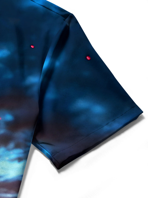Men's solid short sleeve boat pocket shirt close-up fabric texture