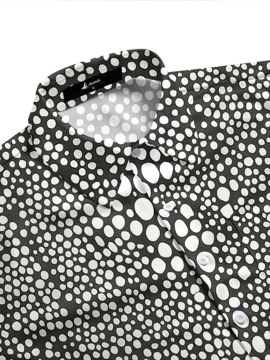 men's short sleeve shirt side view